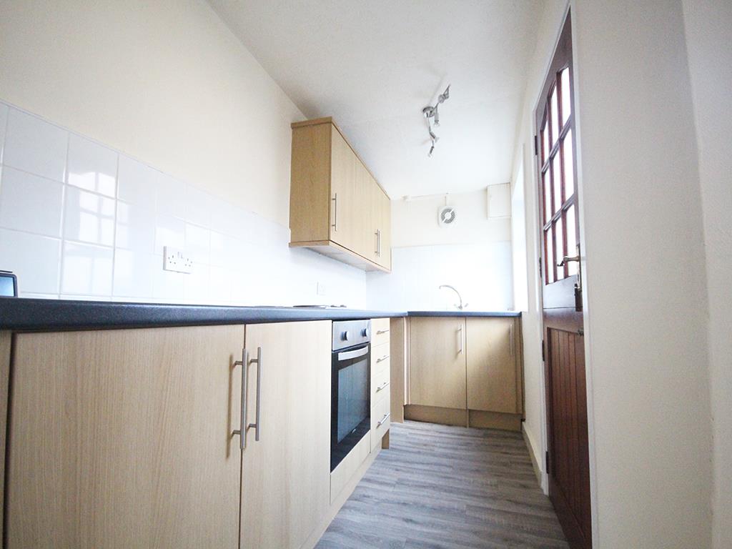 2 bedroom end terrace house To Let in Barnoldswick - IMG_4178.jpg